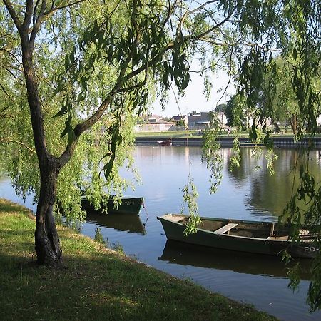 Ferienwohnung Pokoje I Domki Nad Kanalem Bystrym Augustów Exterior foto